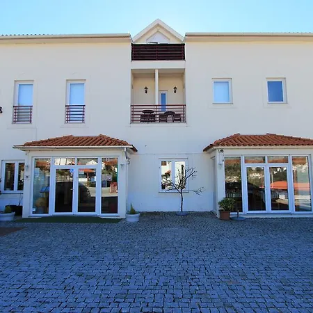 Vale Do Zezere 酒店 2*