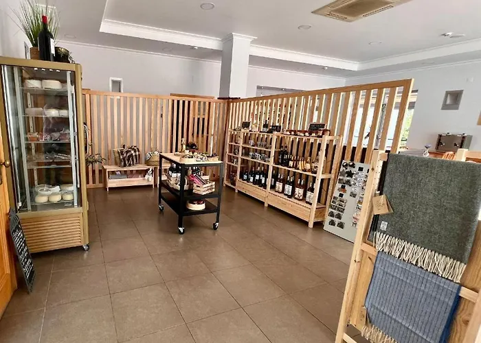 Vale Do Zezere Hotel 2*